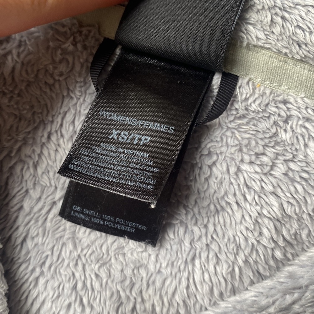 North face jacket - Picture 3 of 3